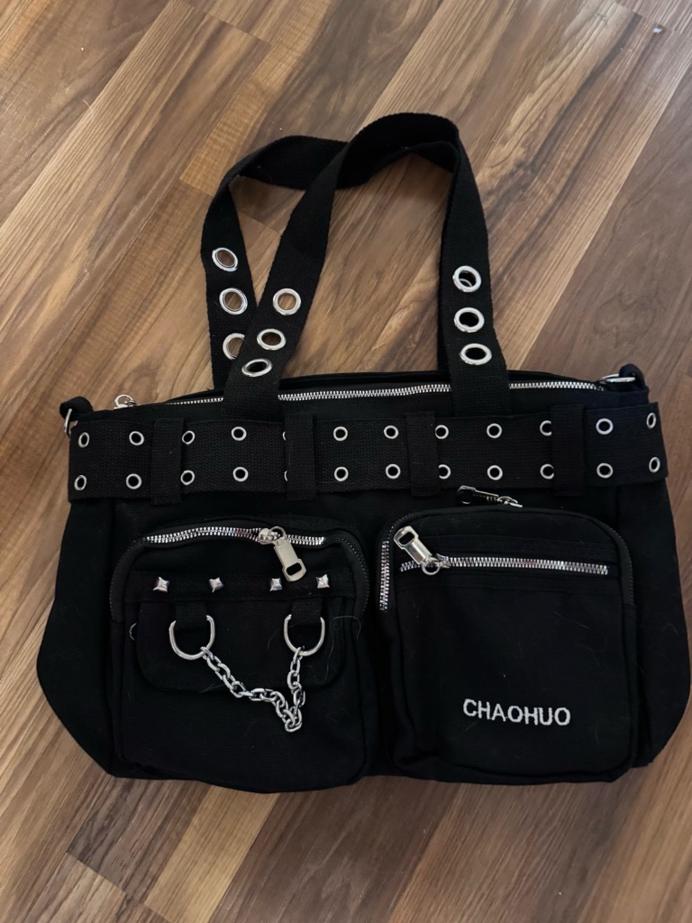 AWESOME BLACK PUNK ROCK BLACK BAG WITH CHAINS, STUDS, & CIRCLES NWOT. EXC COND